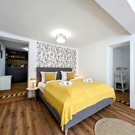 אילמנאו Bohnapartments - Design Suiten Am Markt - Vollausstattung - Wlan - Zentrum מראה חיצוני תמונה
