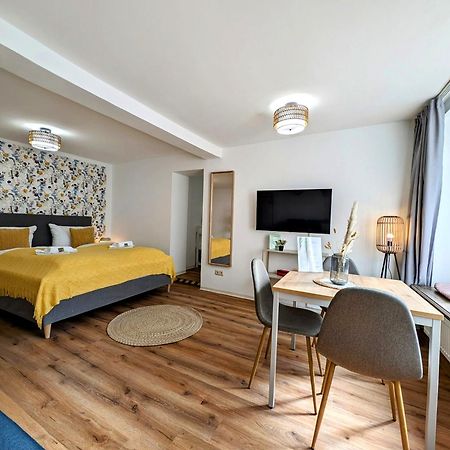 אילמנאו Bohnapartments - Design Suiten Am Markt - Vollausstattung - Wlan - Zentrum מראה חיצוני תמונה